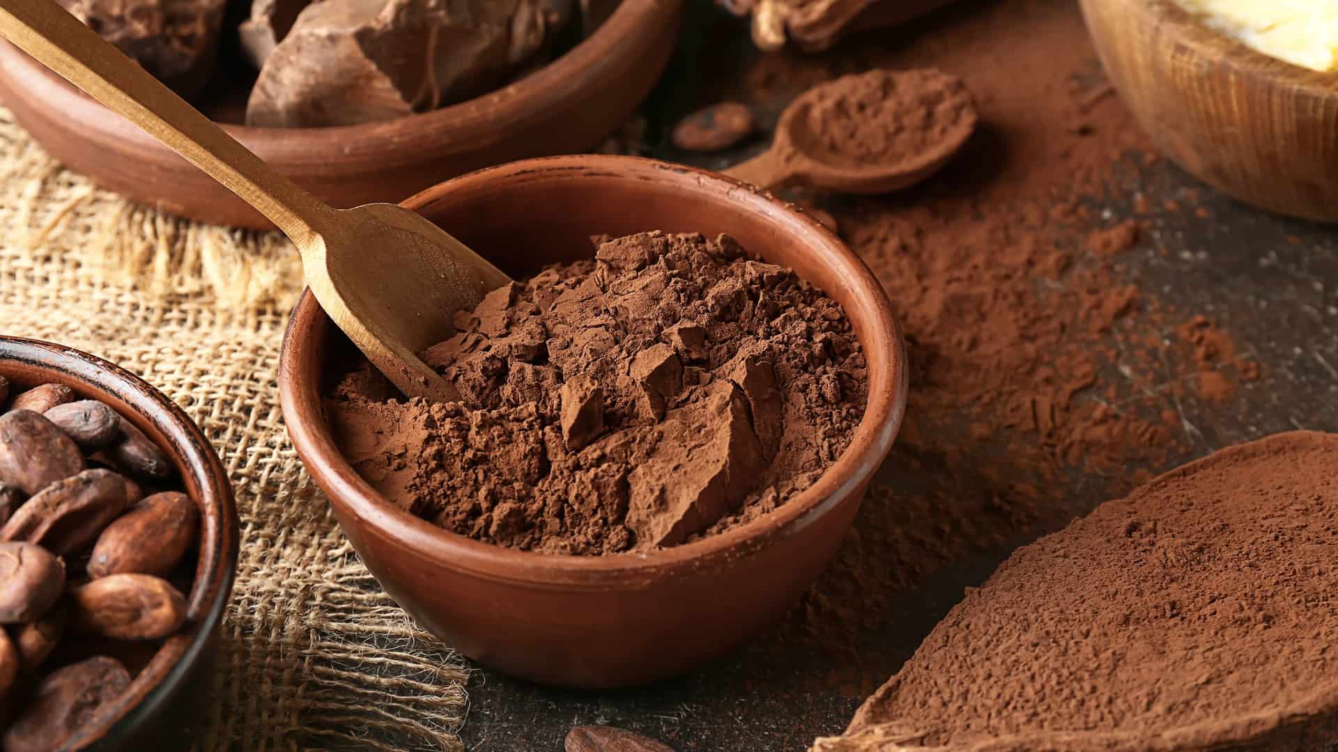 Cocoa powder in a wooden bowl