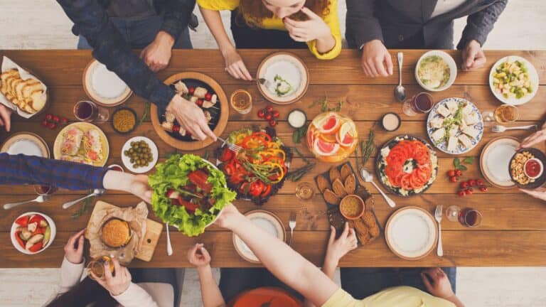 Missteps To Avoid On Your Next Dinner Party