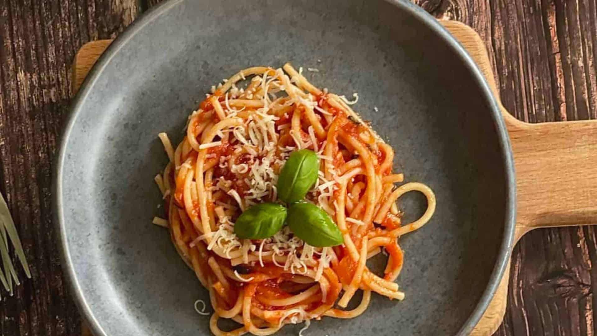 Italian Tomato Spaghetti